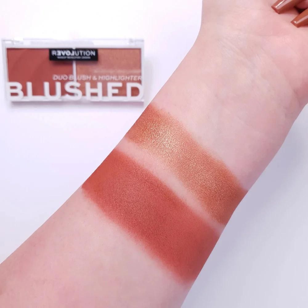 Makeup Revolution London Relove Colour Play Blushed Duo Baby ( Full Size )